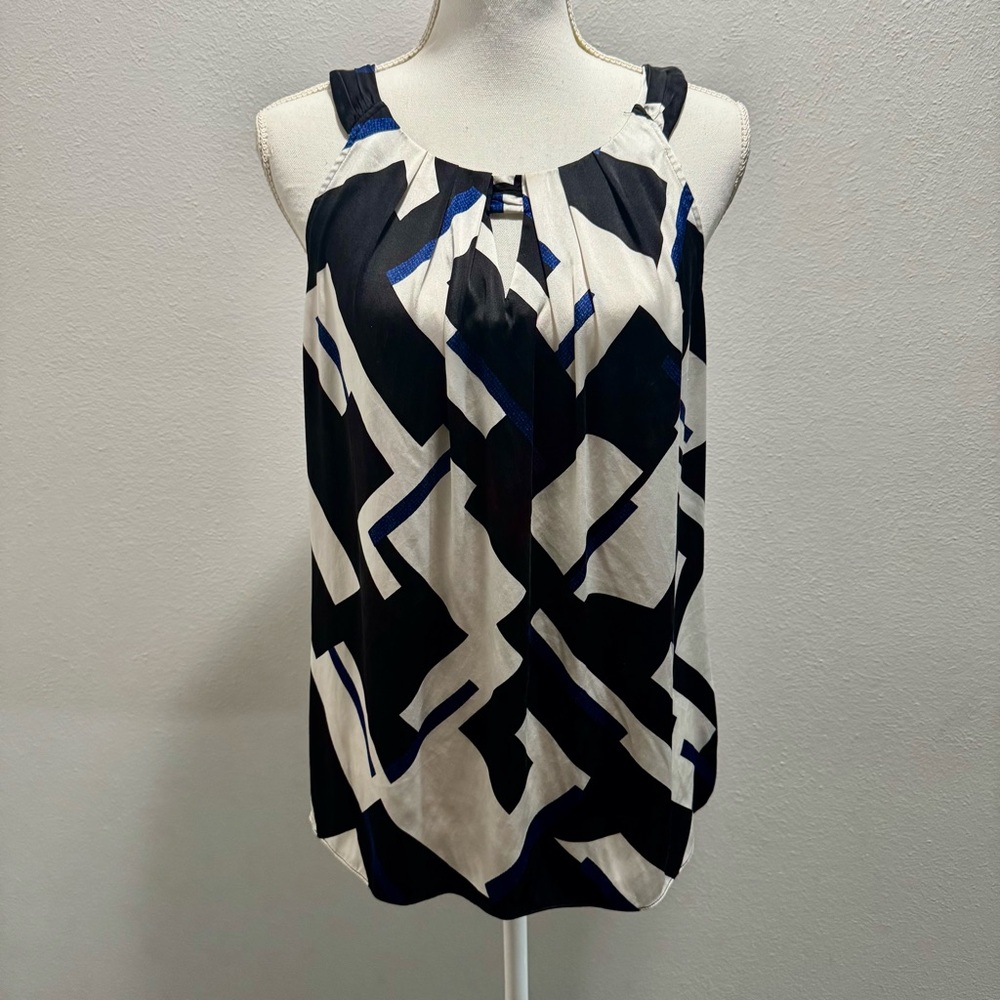 White House Black Market Sleeveless Silk Stretch Top Size 10 Black White Blue